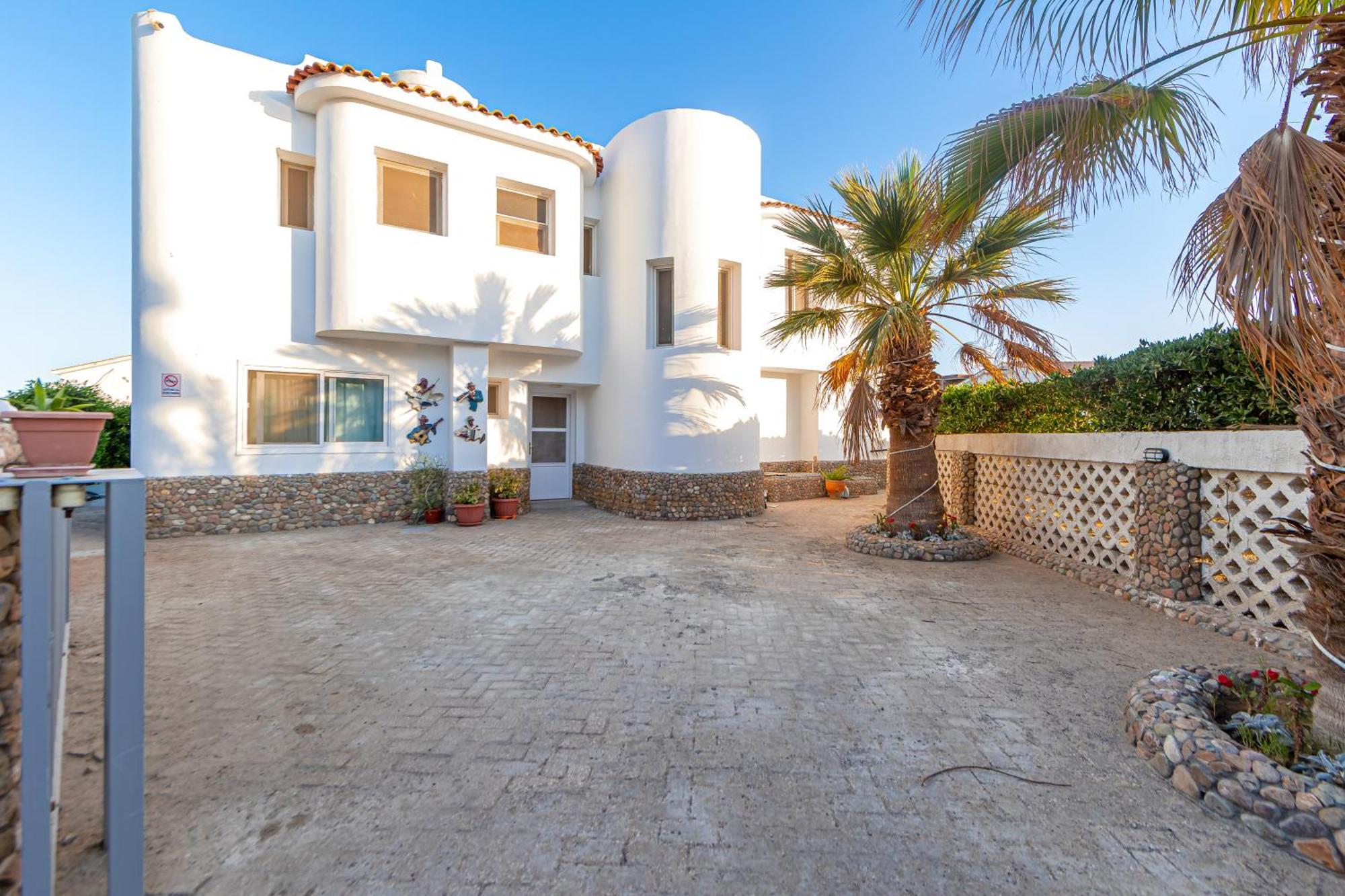 Aden Beach - Sea View Room With Beach Access In Villa Hurghada Zewnętrze zdjęcie